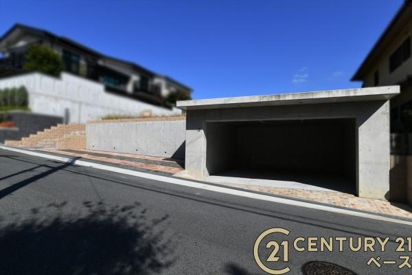 奈良市鳥見町１丁目の土地