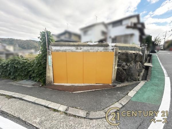 生駒郡平群町初香台１丁目　建築条件なし土地