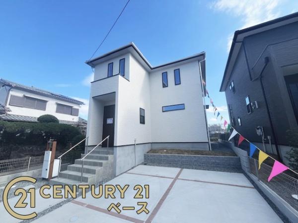 ファーストタウン秋篠町１号棟／新築一戸建