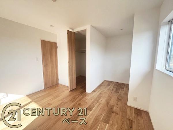 ファーストタウン秋篠町１号棟／新築一戸建