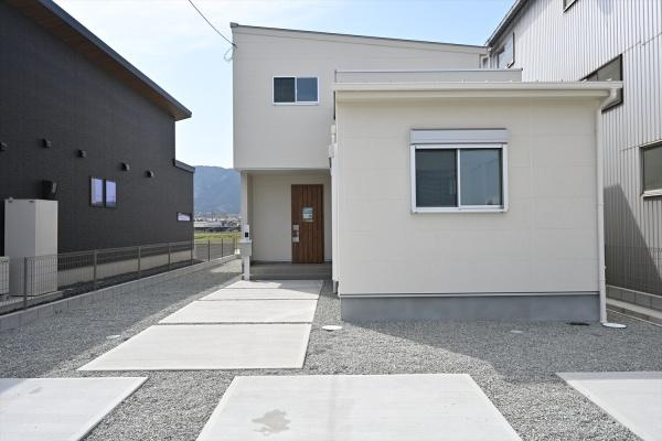 葛城市北花内／新築一戸建