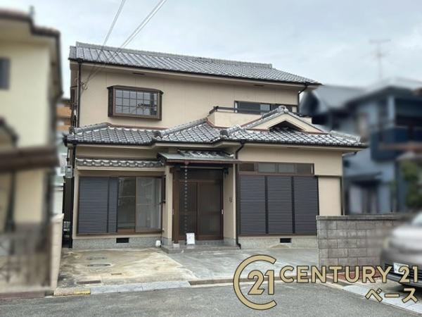 香芝市逢坂４丁目　一戸建