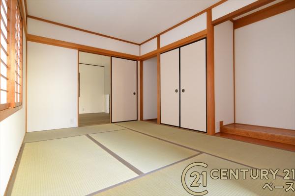 香芝市逢坂８丁目の中古一戸建て