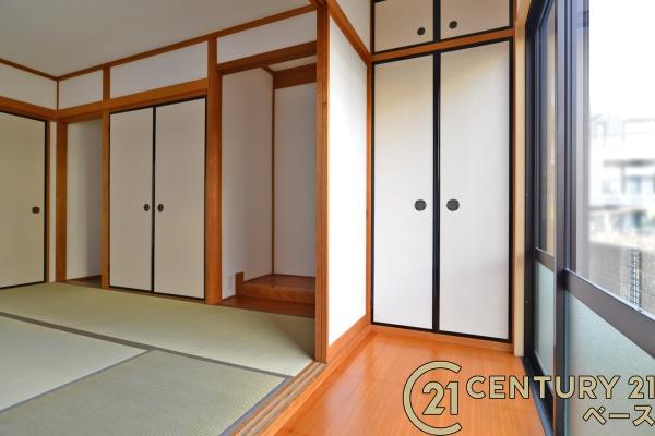 香芝市逢坂８丁目の中古一戸建て