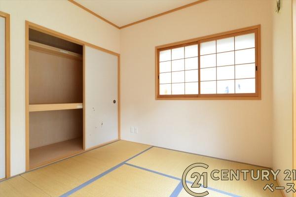 北葛城郡上牧町松里園３丁目の中古一戸建て