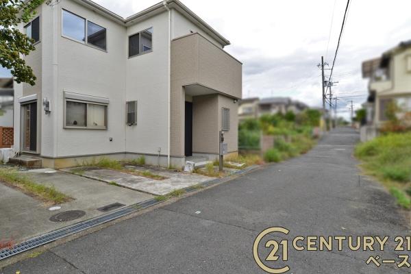 北葛城郡上牧町松里園３丁目の中古一戸建て