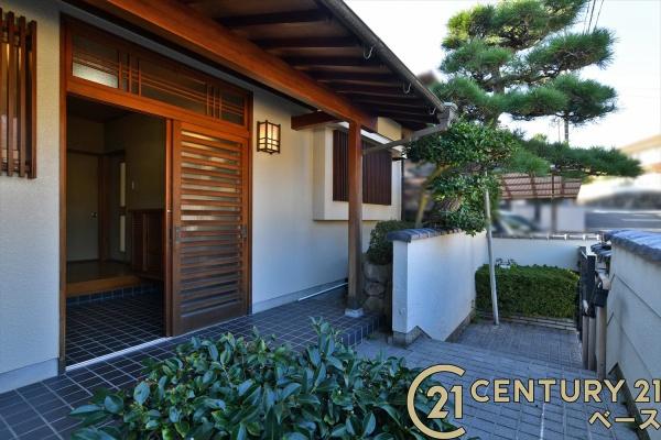 奈良市松陽台２丁目の中古一戸建て