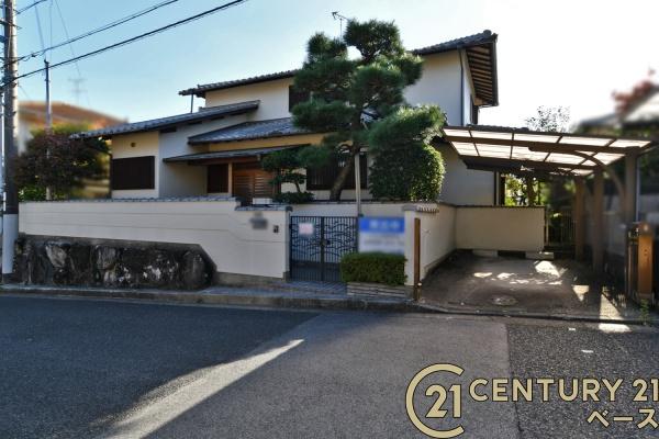 奈良市松陽台２丁目　一戸建
