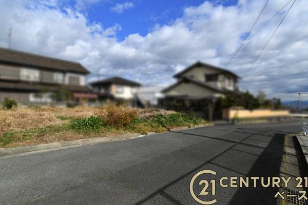 葛城市兵家建築条件なし土地