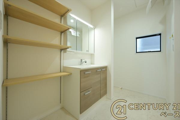 奈良市北登美ケ丘６丁目３号棟／新築一戸建