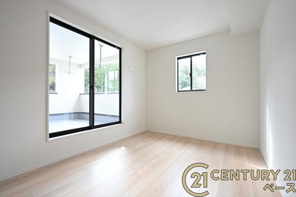 クレイドルガーデン緑ケ丘５号棟／新築一戸建