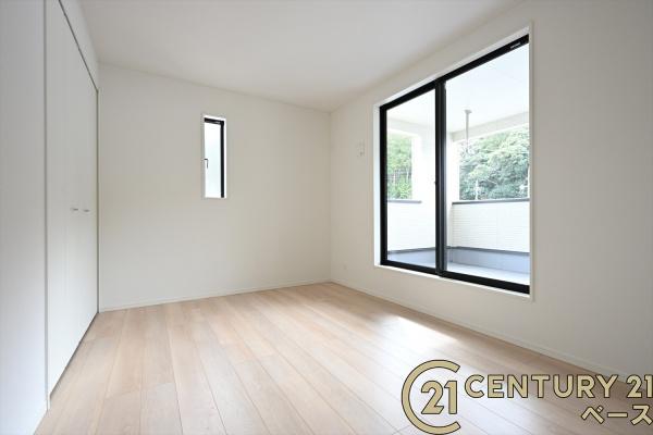 クレイドルガーデン緑ケ丘５号棟／新築一戸建