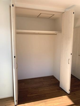 ファーストタウン小明町３号棟／新築一戸建