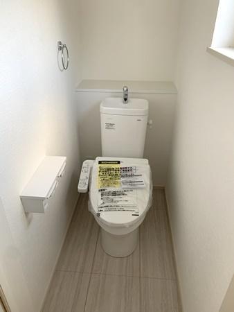 ファーストタウン小明町３号棟／新築一戸建