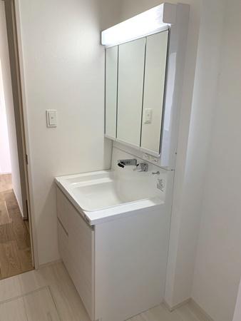 ファーストタウン小明町８号棟／新築一戸建