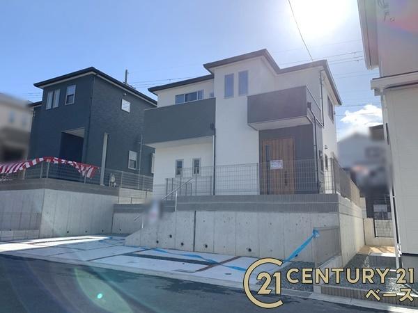ファーストタウン小明町８号棟／新築一戸建
