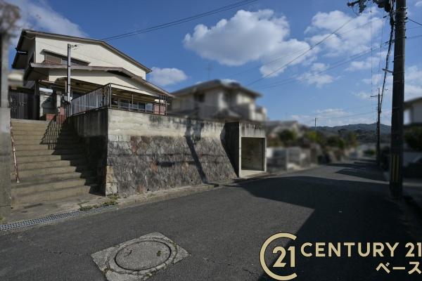 生駒郡平群町緑ケ丘５丁目　一戸建