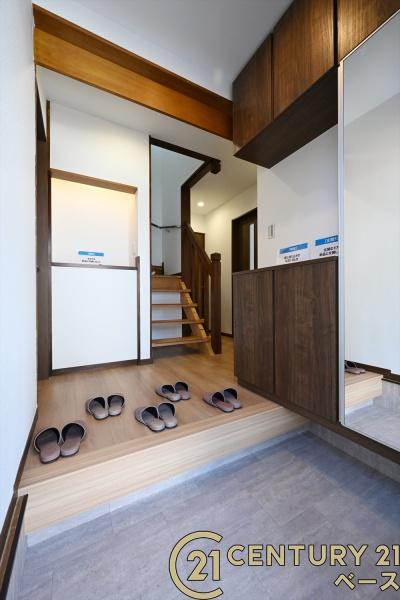 生駒郡斑鳩町目安４丁目の中古一戸建て