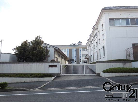 香芝市白鳳台2丁目の中古一戸建て(香芝市立香芝北中学校)