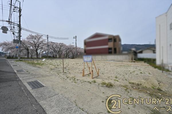 御所市大広町　建築条件なし土地