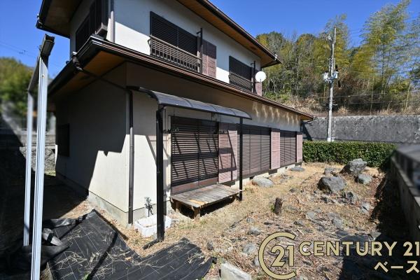 生駒郡平群町若葉台３丁目の中古一戸建て