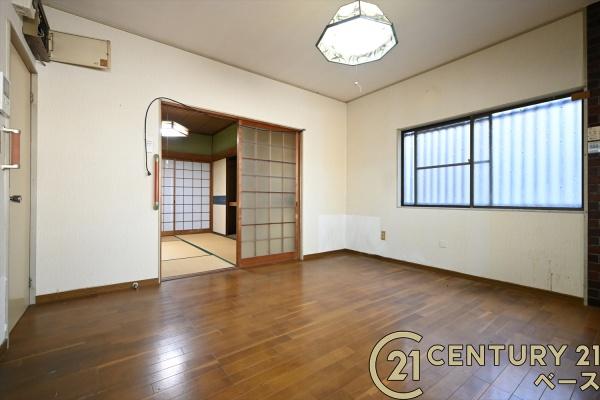 生駒郡平群町若葉台３丁目　一戸建