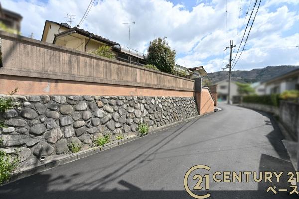 生駒郡平群町大字梨本の中古一戸建て