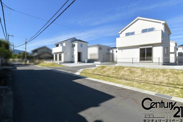 大和高田市大字秋吉の中古一戸建て