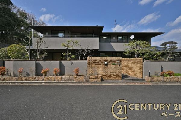 奈良市東登美ヶ丘６丁目の中古一戸建て