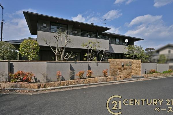 奈良市東登美ヶ丘６丁目の中古一戸建て
