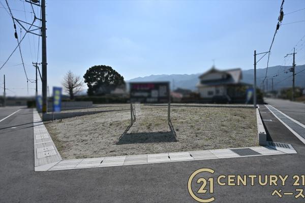 葛城市葛木１号地　建築条件なし土地