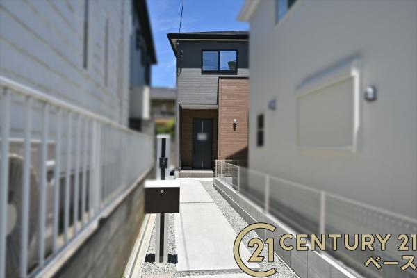ファーストタウン有里町１号棟／新築一戸建