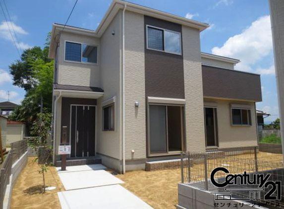 ファーストタウン有里町１号棟／新築一戸建