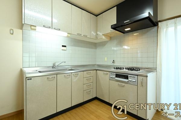 北葛城郡河合町高塚台１丁目　一戸建