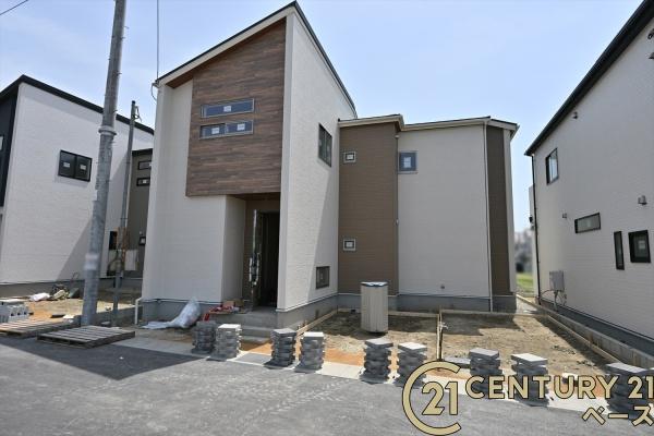 天理市前栽町２号棟／新築一戸建
