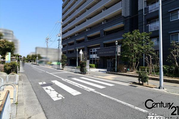 エスリード高田駅前