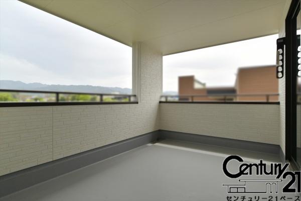 リーブルガーデン三里１号棟／新築一戸建