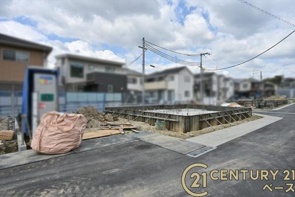 リーブルガーデン三里２号棟／新築一戸建