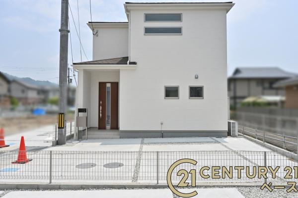 リーブルガーデン三里３号棟／新築一戸建