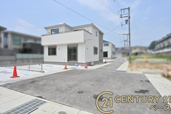 リーブルガーデン三里３号棟／新築一戸建