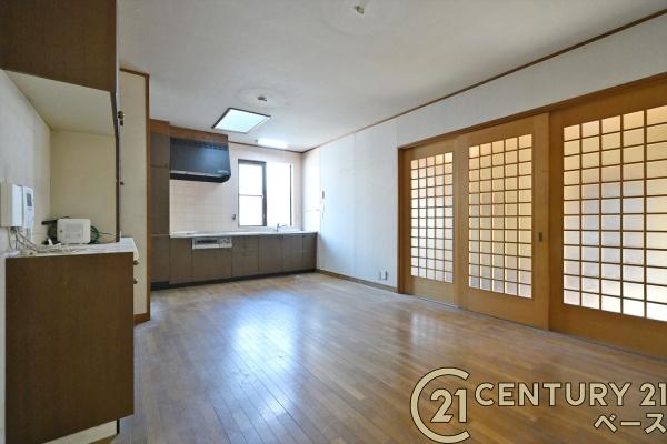 橿原市中町　一戸建
