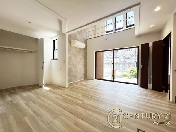 奈良市二名２丁目　一戸建