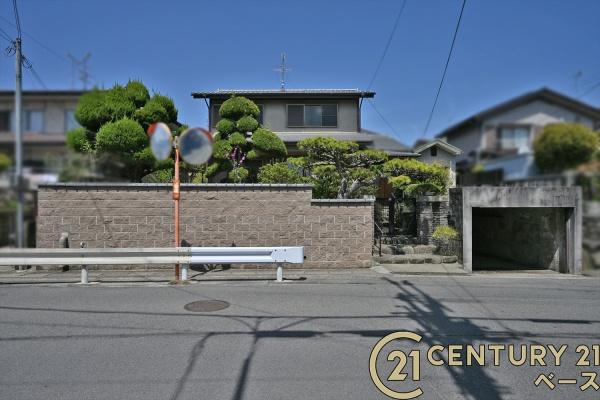 生駒郡斑鳩町龍田西３丁目の中古一戸建て