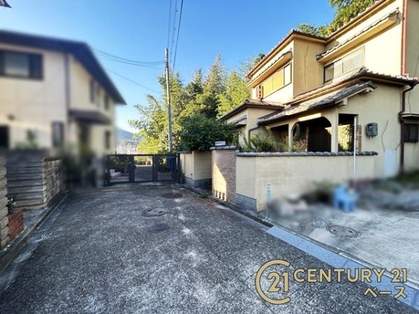 生駒市萩の台　一戸建