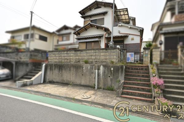 北葛城郡上牧町米山台３丁目　一戸建