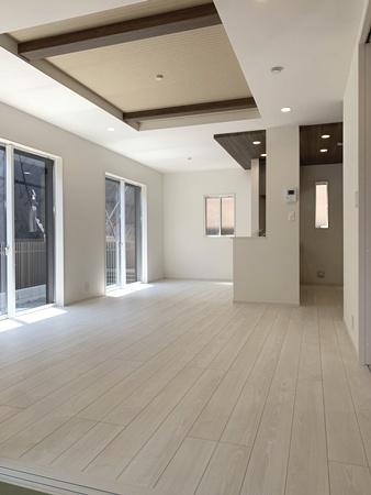 大和高田市土庫／新築一戸建