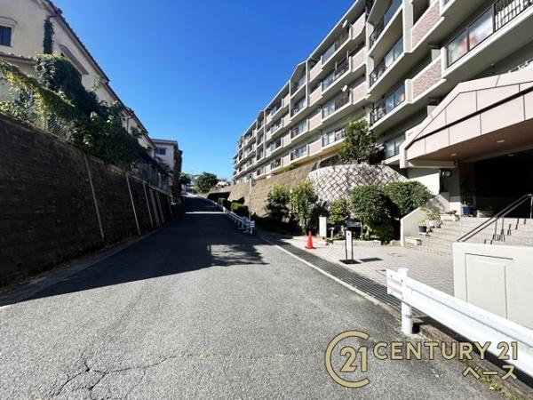 ラウンドヒルズ生駒Ｂ棟