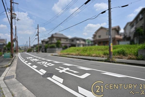 北葛城郡上牧町ゆりが丘１丁目の土地