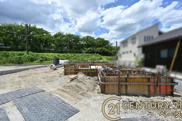リナージュ鴨口町２号棟／新築一戸建