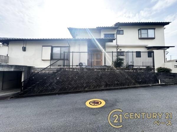 生駒郡斑鳩町龍田西８丁目　一戸建